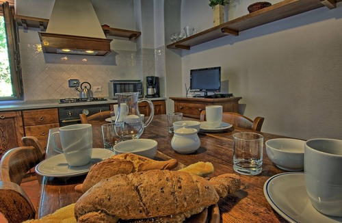 Bucine Villa | Stunning private villa for 10 guests with private pool, WIFI, TV, veranda and panoramic view