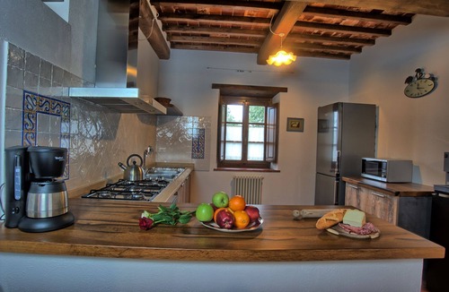 Bucine Villa | Stunning private villa for 10 guests with private pool, WIFI, TV, veranda and panoramic view