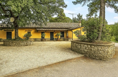 Anghiari House | Stunning private villa for 6 people with WIFI, TV and pets allowed