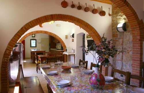 Lucignano Villa | Stunning private villa with WIFI, private pool, TV and balcony, close to Montepulciano