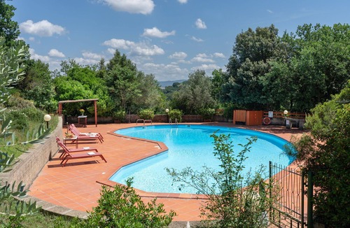 Riparbella Villa | Stunning private villa with A/C, WIFI, private pool, TV, veranda, pets allowed and panoramic view