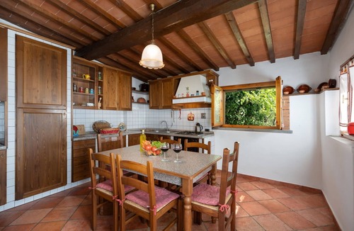 Dicomano Villa | Stunning private villa for 8 people with WIFI, private pool, hot tub, TV and panoramic view