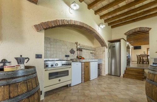 Uscio Villa | Stunning private villa with internet, A/C, private pool, TV, terrace, pets allowed, panoramic view