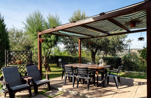 Citta Sant'Angelo House | Stunning villa for 5 guests with pool, WIFI, A/C, TV and patio