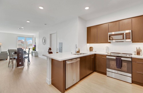 Chinatown Apartment | Stylish 2BR Near Dodgers Stadium by Oneluxstay