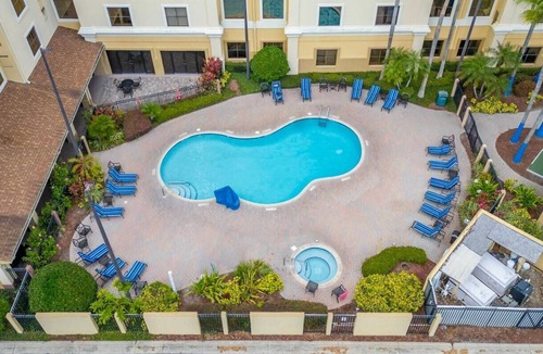Florida Central Atlantic Coast Villa | Suite c/Vista Piscina + Parking Gratis
