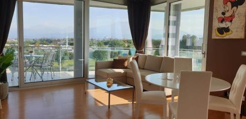 Madonna dell'Olmo Apartment | Suite chocolat