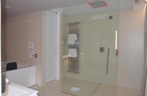 Frosinone House | Suite Testani