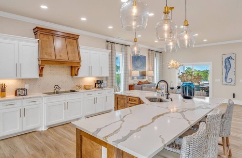 Summerland Key House | Summerland Serenity – Elevated Waterfront Luxury with Private Elevator & Pool