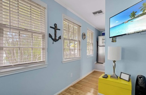 Truman Annex Condo | SUN, SEA & SKY at Truman Annex in Key West