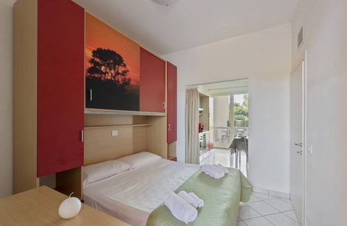 Lido delle Nazioni Apartment | Sunny Coastal Escape in Lido