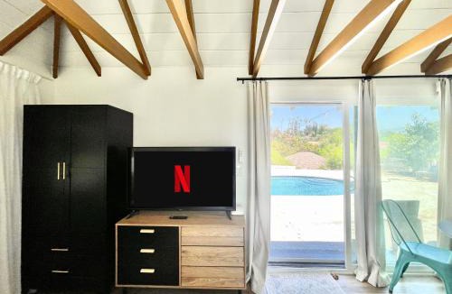 West Covina House | Sunny Days Tiny House with private entrance, pool and view