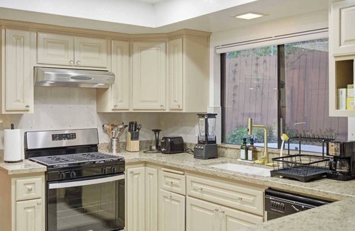 Bonita House | Sunny Haven on California Place #42516