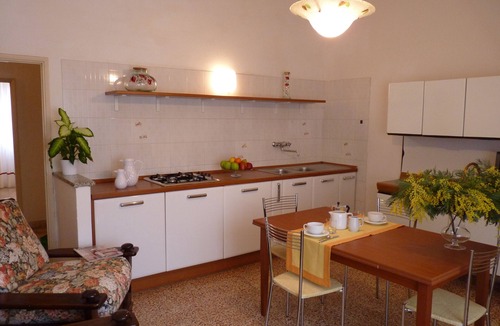 Castiglione della Pescaia Apartment | Sunny apartment at 200 meters from the beach in Castiglione della Pescaia