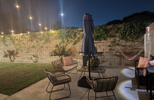 Gardena House | Sunny SoCal Guesthouse w/Private Entry + Parking + Washer/Dryer