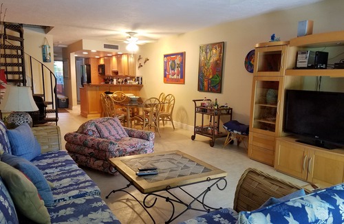 Islamorada House | Sunsets at Islamorada, Florida Keys. 2/2 Townhome at Executive Bay Club