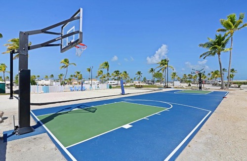 Big Pine Key Resort | Sunshine Key Travel Trailer 8