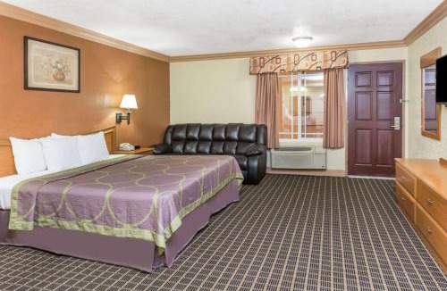 Azusa Hotel | Super 8 by Wyndham Azusa