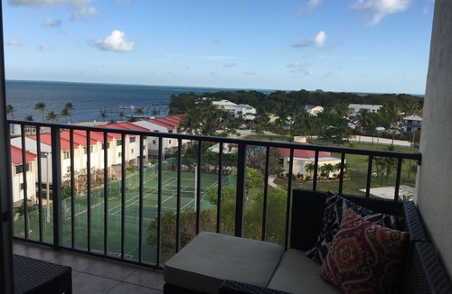 Islamorada Condo | Super Penthouse - Futura Yacht Club #603