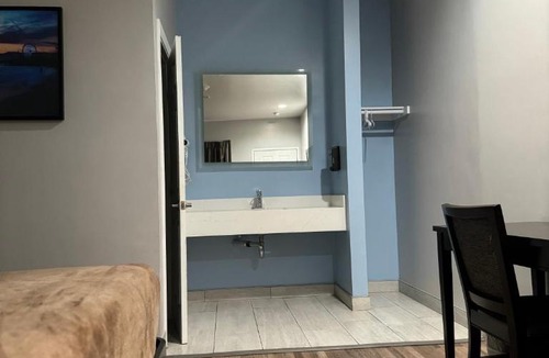 South Redondo Hotel | Surfside Inn Redondo Beach