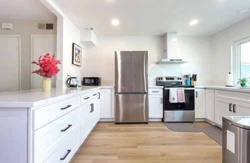 Valle Lindo House | Sweet 2BR 25% OFF monthly stay! 20 mi to Disney