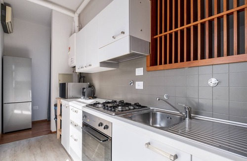 Savena Apartment | Tagliacozzi Suite