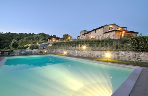 Gualdo Cattaneo Apartment | Tenuta di Forte Sorgnano | Farmhouse with private pool