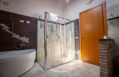 Borgo Montone House | Tenuta La Rotta - Rooms & Pool