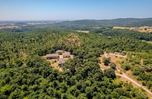 Cerveteri House | Tenuta Monte La Guardia - Cascate Naturali