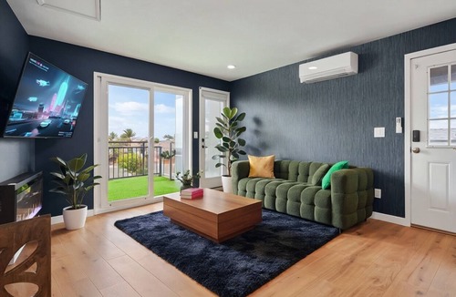 Hawthorne Apartment | Terrace Living Near SoFi