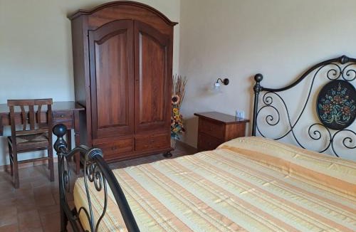 Pennabilli Apartment | Terrace Retreat in the Marche
