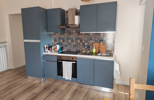 Montesilvano Apartment | Terrazza Mare e Monti WiFi, parking and beach 150 m away