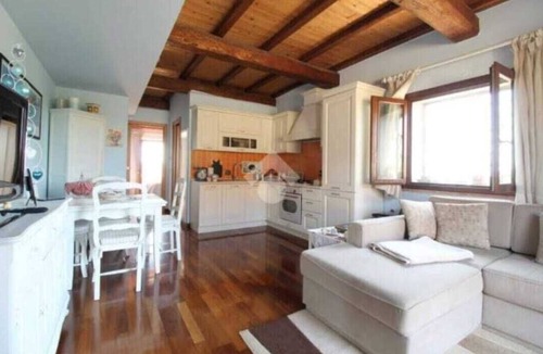 Castelnuovo di Porto Apartment | The Abode of the Wolf