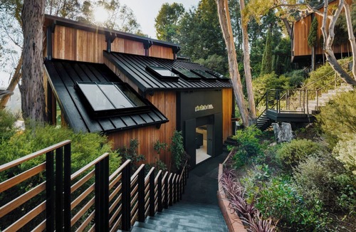 Pacific Palisades House | The Amalfi Glass Sanctuary – LA’ Riviera Coast