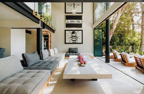 Pacific Palisades House | The Amalfi Glass Sanctuary – LA’ Riviera Coast