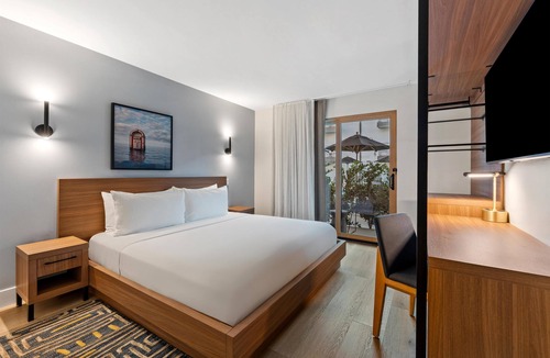 Inglewood Hotel | The Anthem Los Angeles Stadium District, Tapestry by Hilton