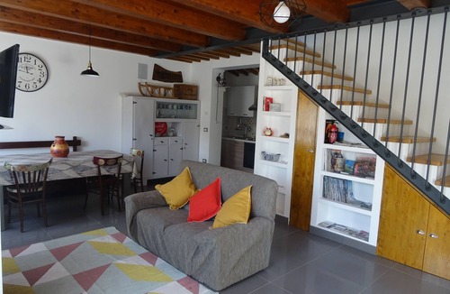 Contigliano House | The blacksmith's workshop short rent