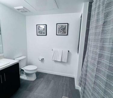Hollywood Apartment | The Central Apartment at Hollywood