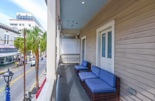 Downtown Apartment | The Collins - On Duval Street