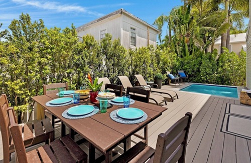 Uptown - Upper Duval House | *THE DUKE & THE DUCHESS @ DUVAL* Compound w/Pool & Hot Tub + LAST KEY SERVICE