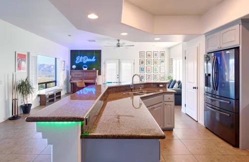 Yucca Valley Villa | The El Dorado - Salt Water Pool and Spa - Amazing Views - Modern and Spacious