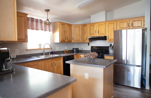 Howard House | The Hideaway - Secluded 37-Acre Mountain Retreat Near Salida