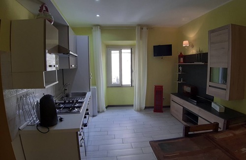 Ronciglione House | THE HOUSE IN THE VILLAGE