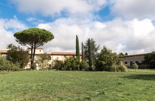 Farnese Apartment | The house of Peter Borgo Rinascimento