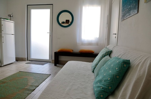Marina di Carrara Cottage | The little light blue House close to the beach