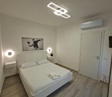Tuscania Apartment | The Little White House