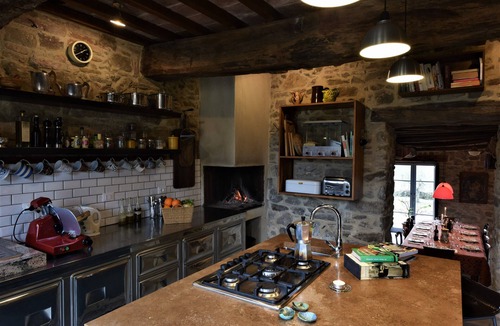 Marsciano House | The Main House - from 8 to 10 people Casale Monticchio, a 17th century farmhouse