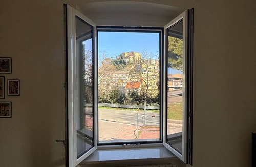 Loreto Aprutino Apartment | The Philosopher’s Residence – 2 minute walk from the medieval village.