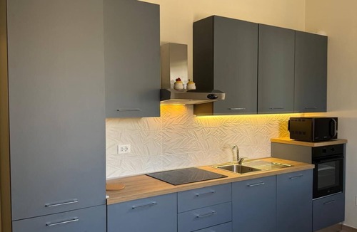 Loreto Aprutino Apartment | The Philosopher’s Retreat: Historic Palace Near the Medieval Village.