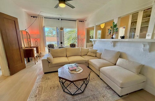 Fort MacArthur Apartment | The Riviera